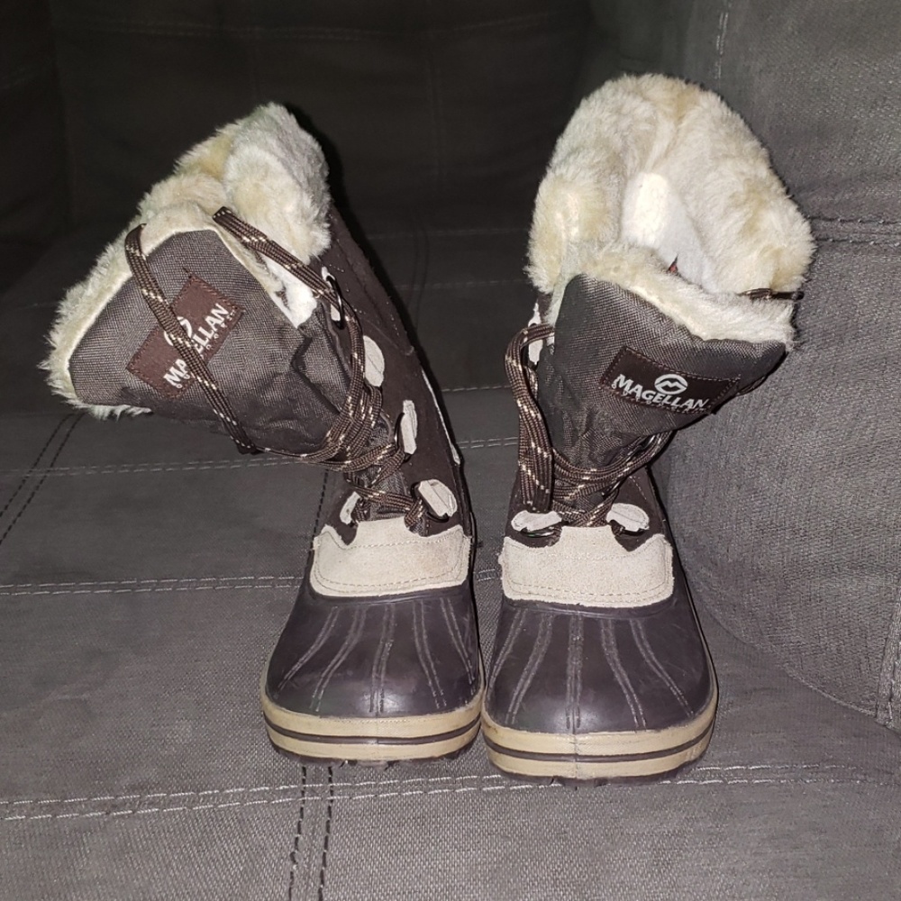 Magellan boots